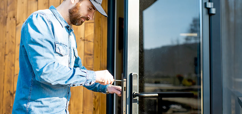 Frameless Glass Storefront Door Locks Replacement in North Lauderdale, FL